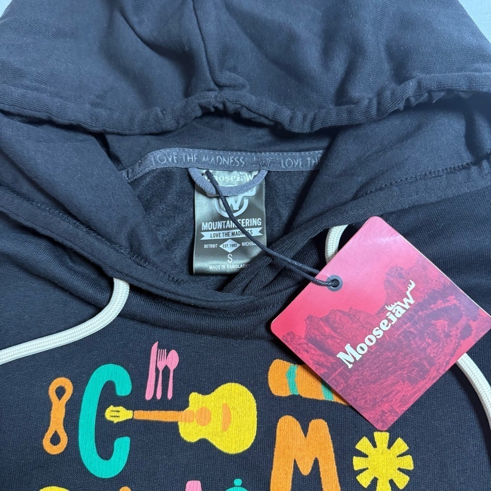Moosejaw Women’s Black Hoodie with Colorful Camp Design Size S - Picture 3 of 6